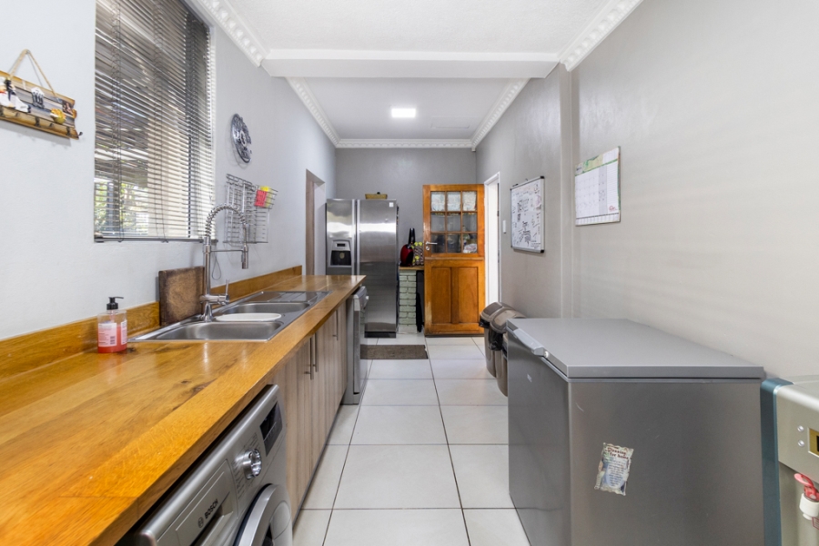 4 Bedroom Property for Sale in Sunnyridge Gauteng