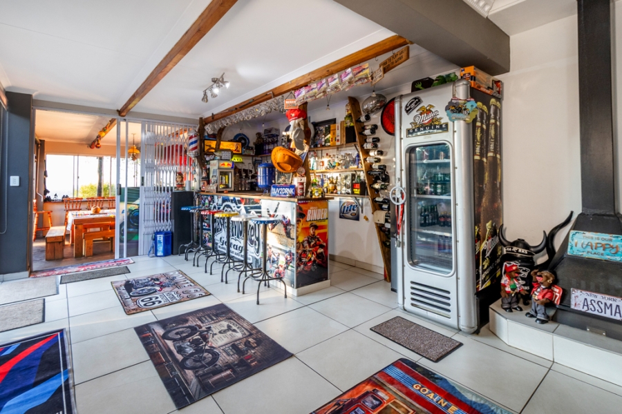 4 Bedroom Property for Sale in Sunnyridge Gauteng