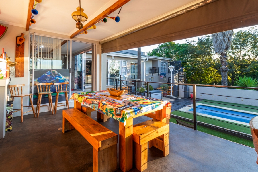 4 Bedroom Property for Sale in Sunnyridge Gauteng