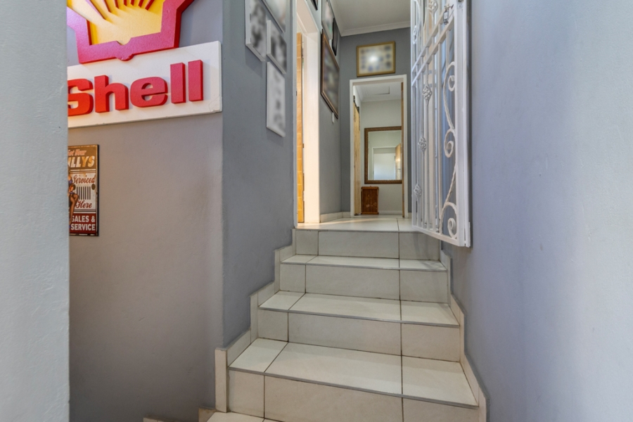 4 Bedroom Property for Sale in Sunnyridge Gauteng