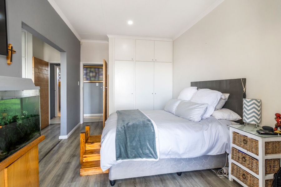 4 Bedroom Property for Sale in Sunnyridge Gauteng