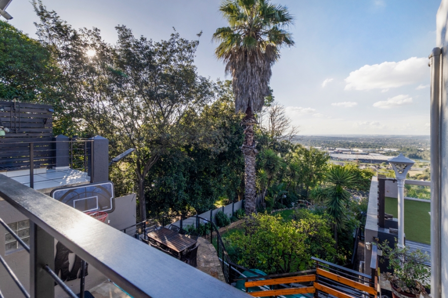 4 Bedroom Property for Sale in Sunnyridge Gauteng