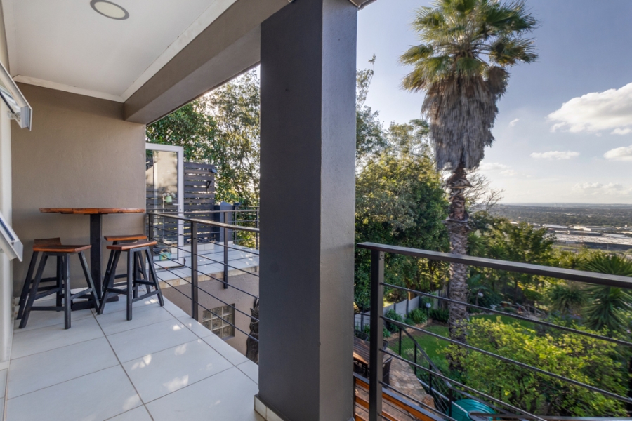 4 Bedroom Property for Sale in Sunnyridge Gauteng