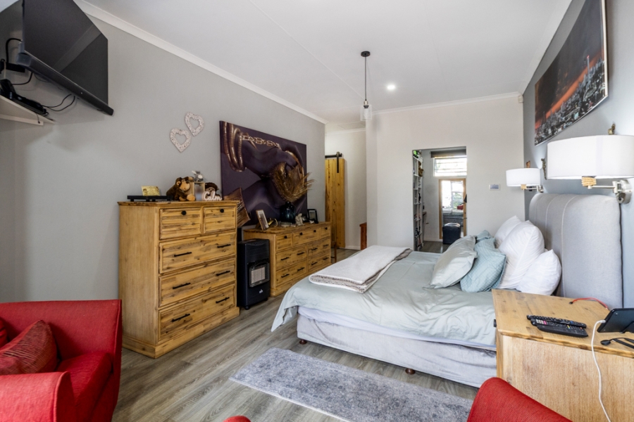 4 Bedroom Property for Sale in Sunnyridge Gauteng