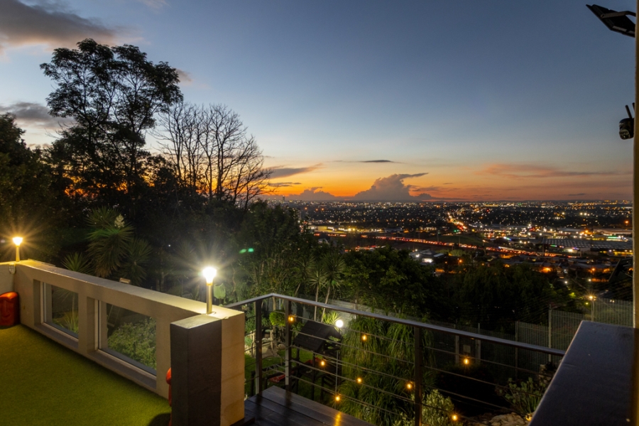 4 Bedroom Property for Sale in Sunnyridge Gauteng