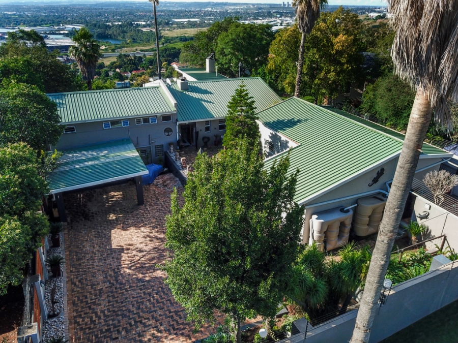 4 Bedroom Property for Sale in Sunnyridge Gauteng