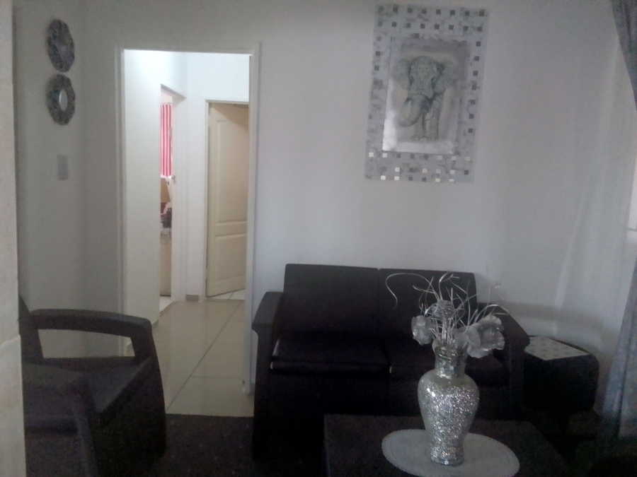 2 Bedroom Property for Sale in Kagiso Gauteng