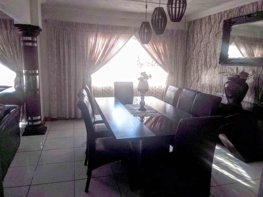 2 Bedroom Property for Sale in Kagiso Gauteng