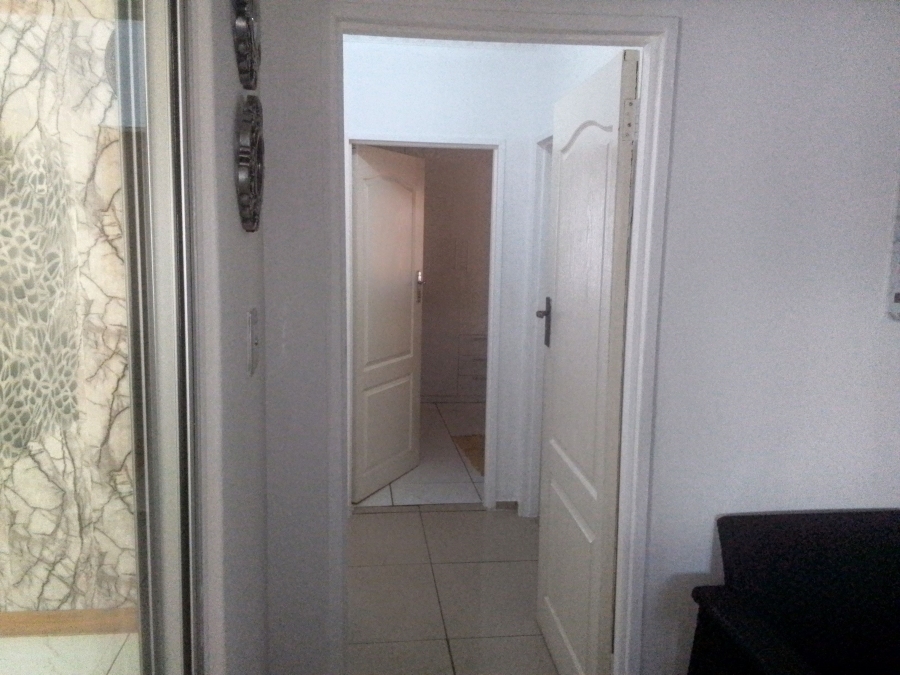 2 Bedroom Property for Sale in Kagiso Gauteng