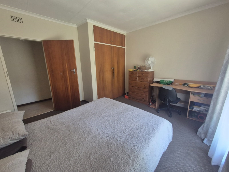 3 Bedroom Property for Sale in Three Rivers East Gauteng