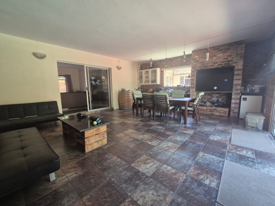 3 Bedroom Property for Sale in Three Rivers East Gauteng
