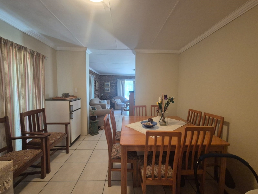 3 Bedroom Property for Sale in Three Rivers East Gauteng