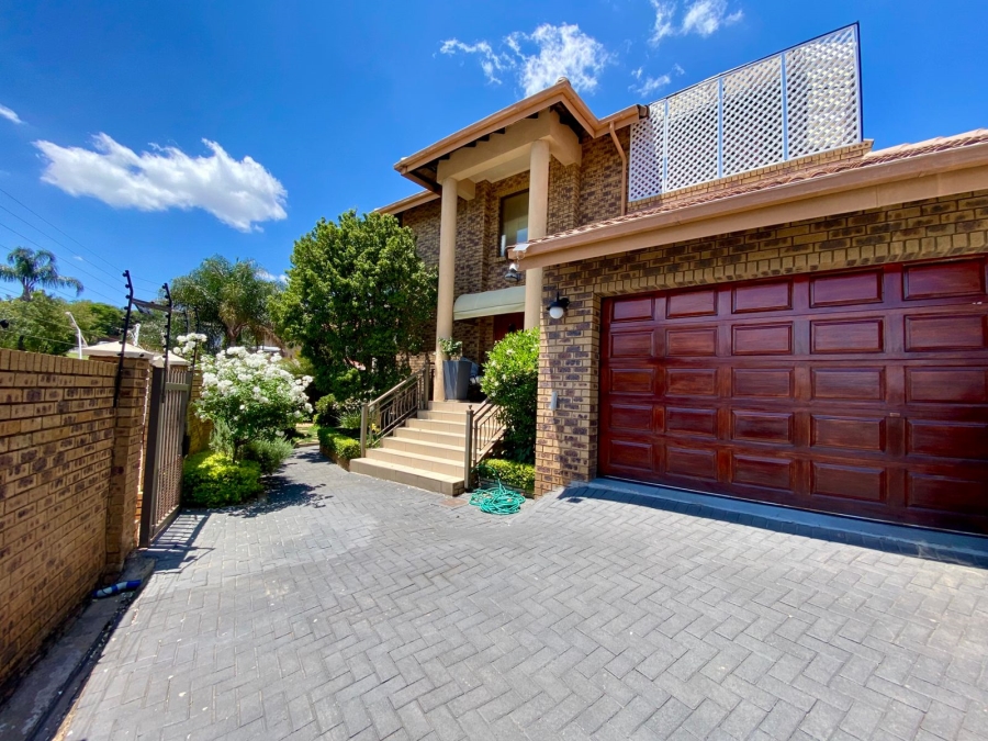 3 Bedroom Property for Sale in Erasmuskloof Gauteng