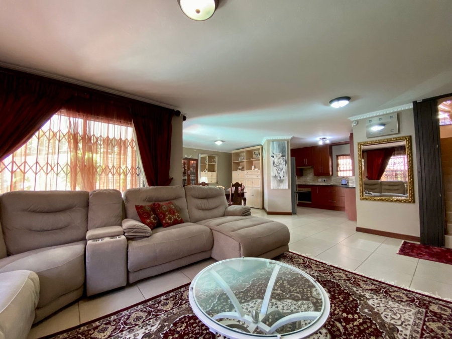 3 Bedroom Property for Sale in Erasmuskloof Gauteng