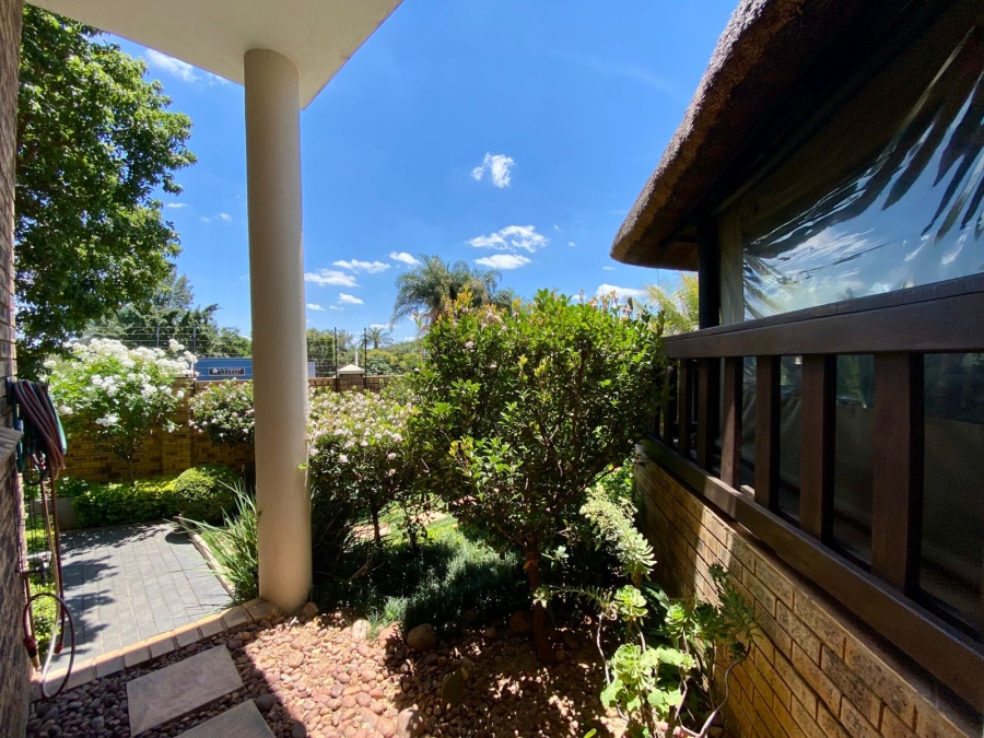 3 Bedroom Property for Sale in Erasmuskloof Gauteng