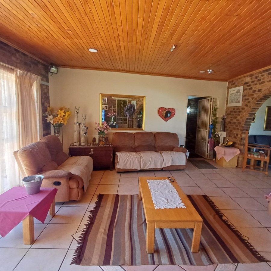 6 Bedroom Property for Sale in Meyerton South Gauteng