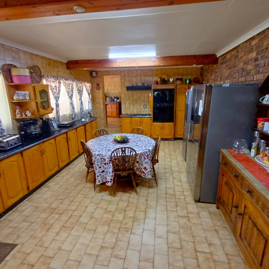 6 Bedroom Property for Sale in Meyerton South Gauteng