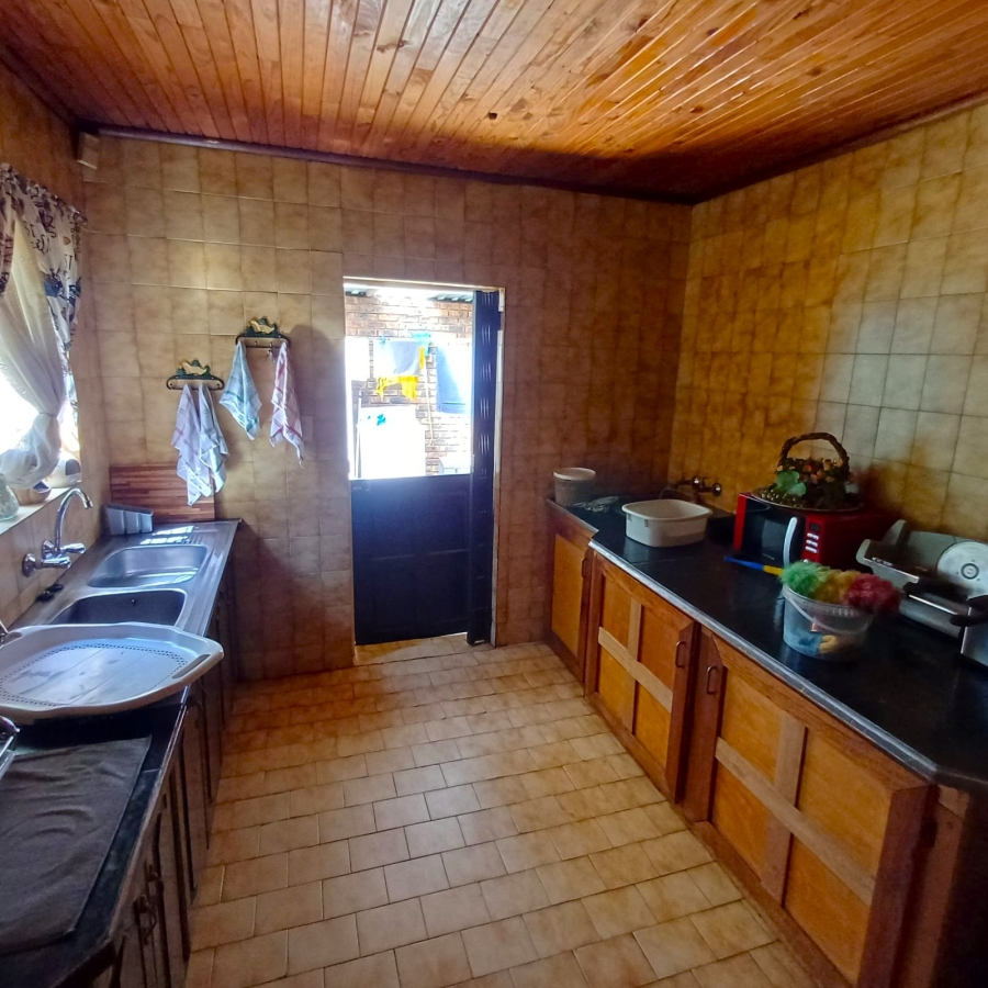 6 Bedroom Property for Sale in Meyerton South Gauteng