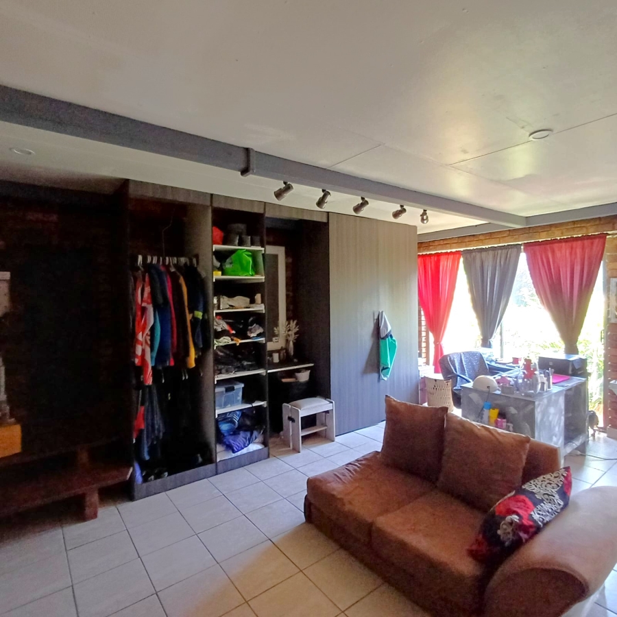 6 Bedroom Property for Sale in Meyerton South Gauteng