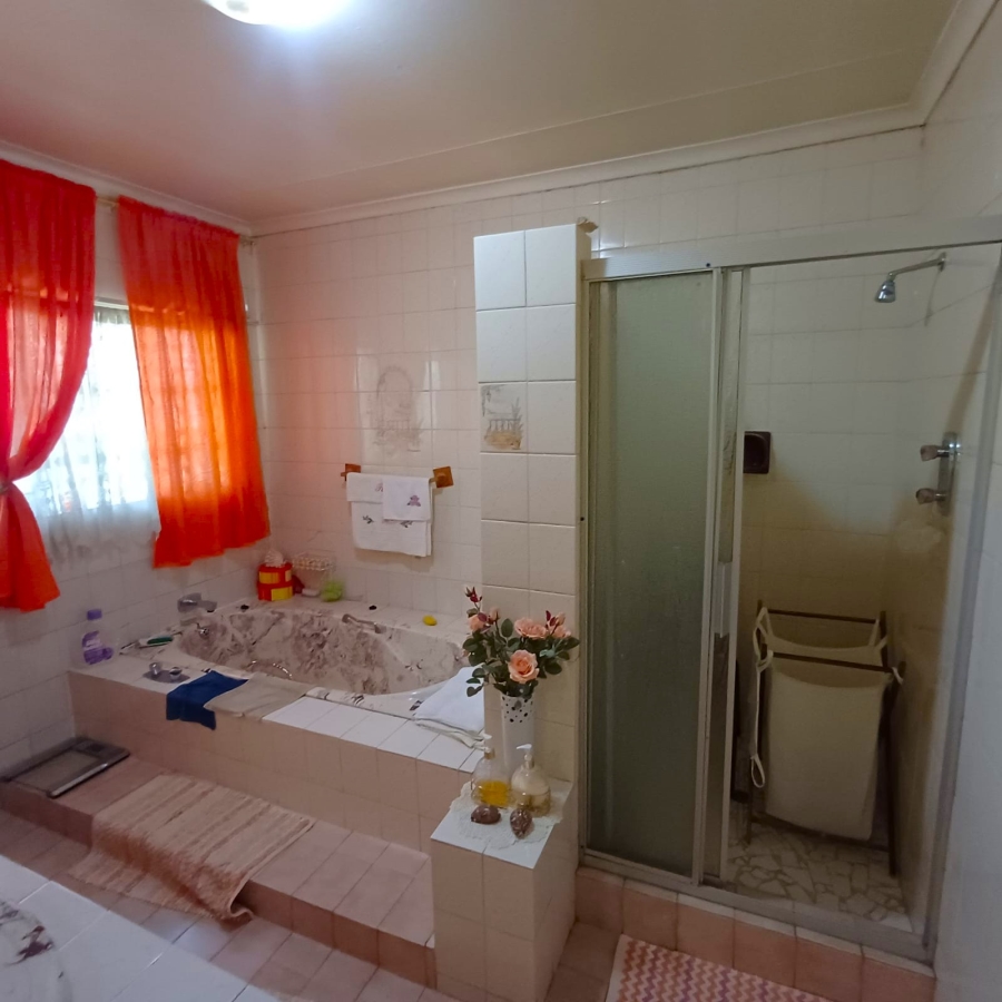 6 Bedroom Property for Sale in Meyerton South Gauteng