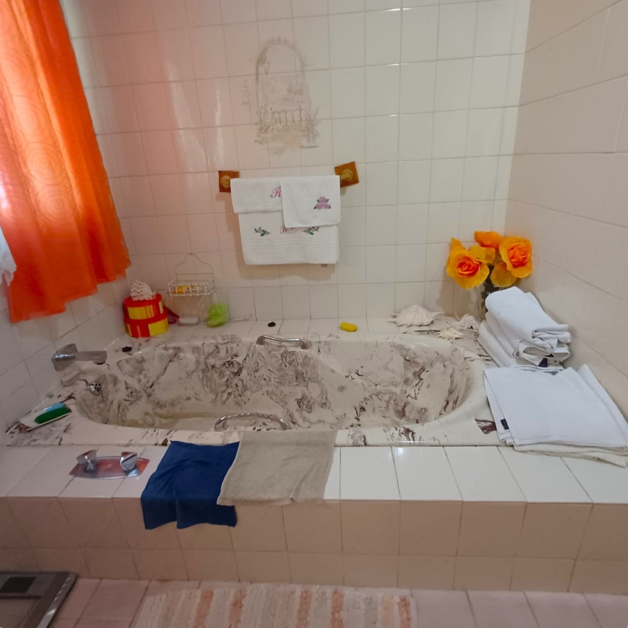 6 Bedroom Property for Sale in Meyerton South Gauteng