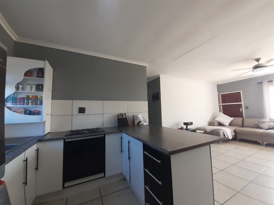 To Let 3 Bedroom Property for Rent in Riversdale Gauteng