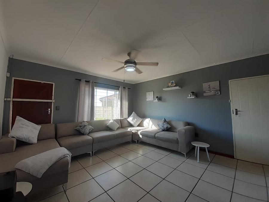 To Let 3 Bedroom Property for Rent in Riversdale Gauteng