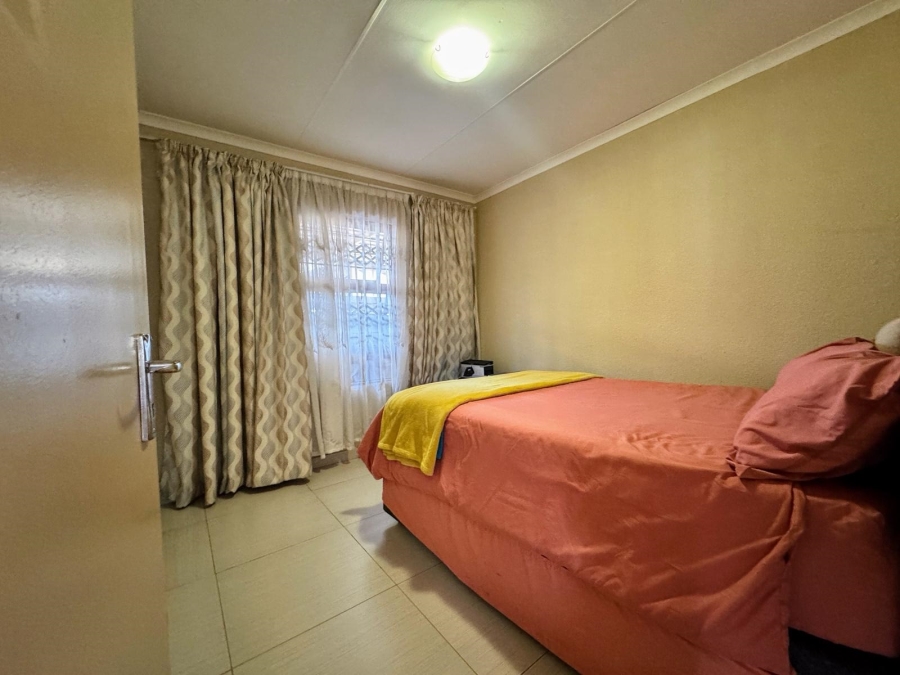 3 Bedroom Property for Sale in Soshanguve VV Gauteng