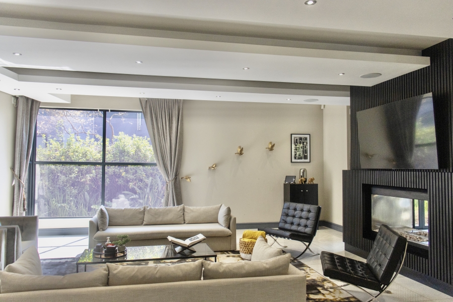 5 Bedroom Property for Sale in Serengeti Lifestyle Estate Gauteng