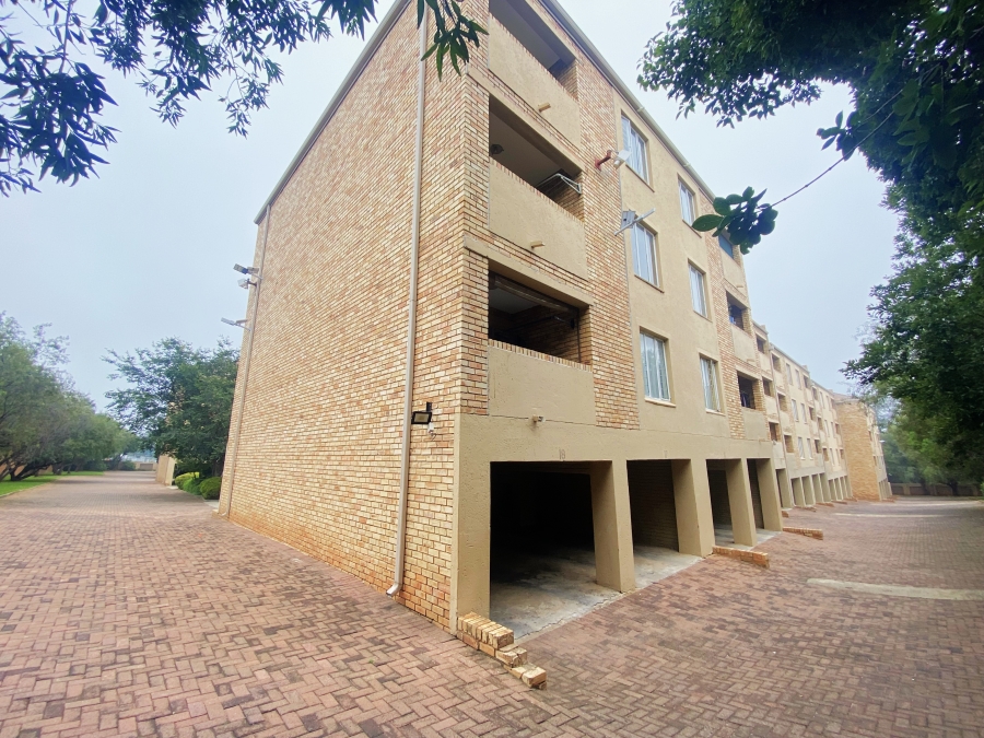 2 Bedroom Property for Sale in Wilro Park Gauteng