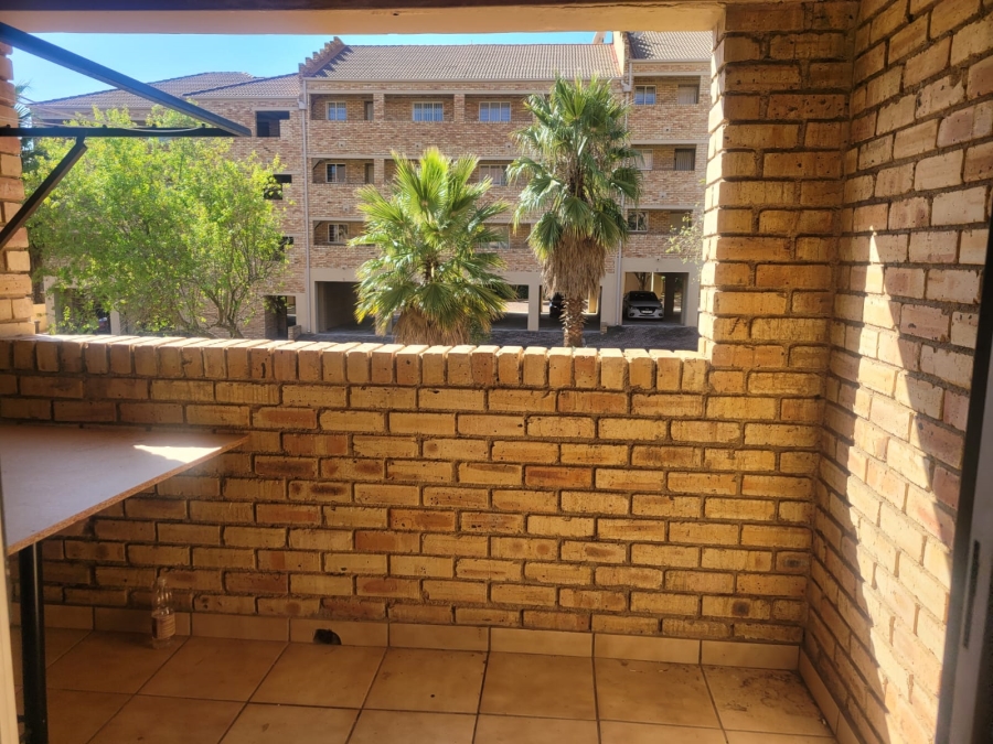 2 Bedroom Property for Sale in Wilro Park Gauteng