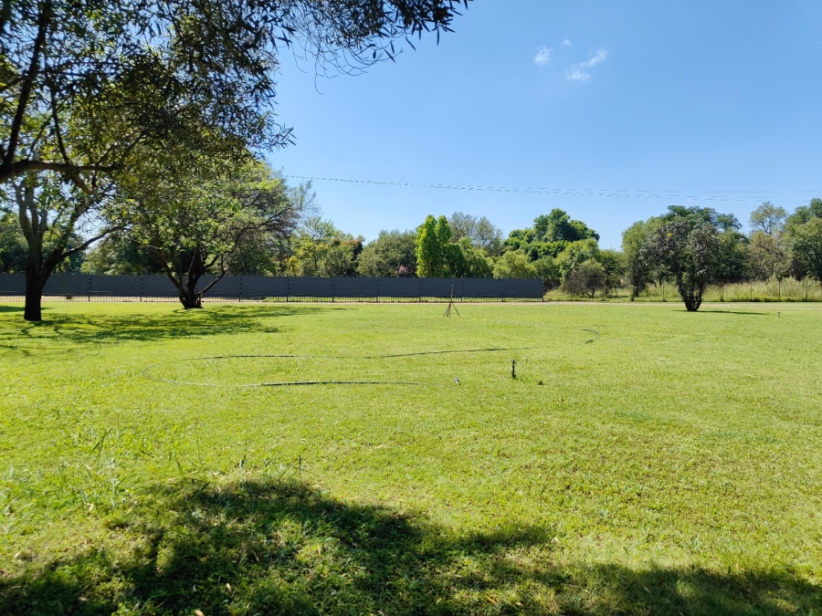 4 Bedroom Property for Sale in Kameeldrift East Gauteng