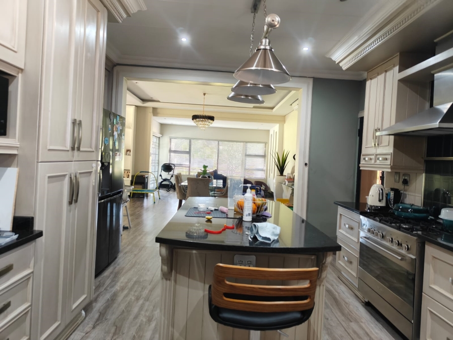 4 Bedroom Property for Sale in Kameeldrift East Gauteng