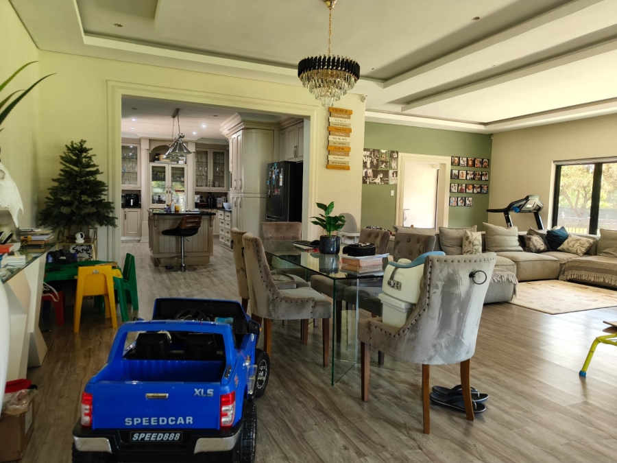 4 Bedroom Property for Sale in Kameeldrift East Gauteng