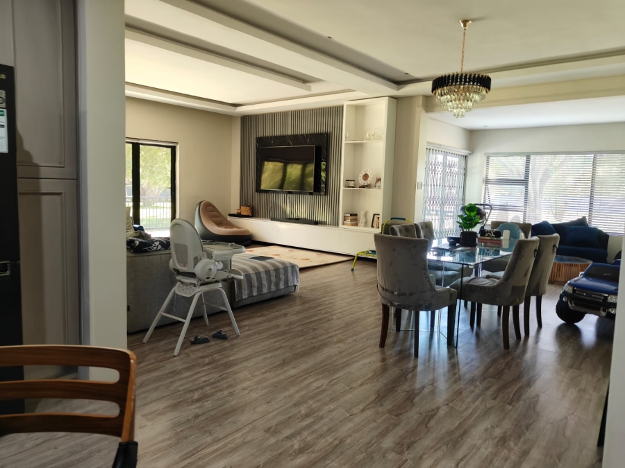 4 Bedroom Property for Sale in Kameeldrift East Gauteng