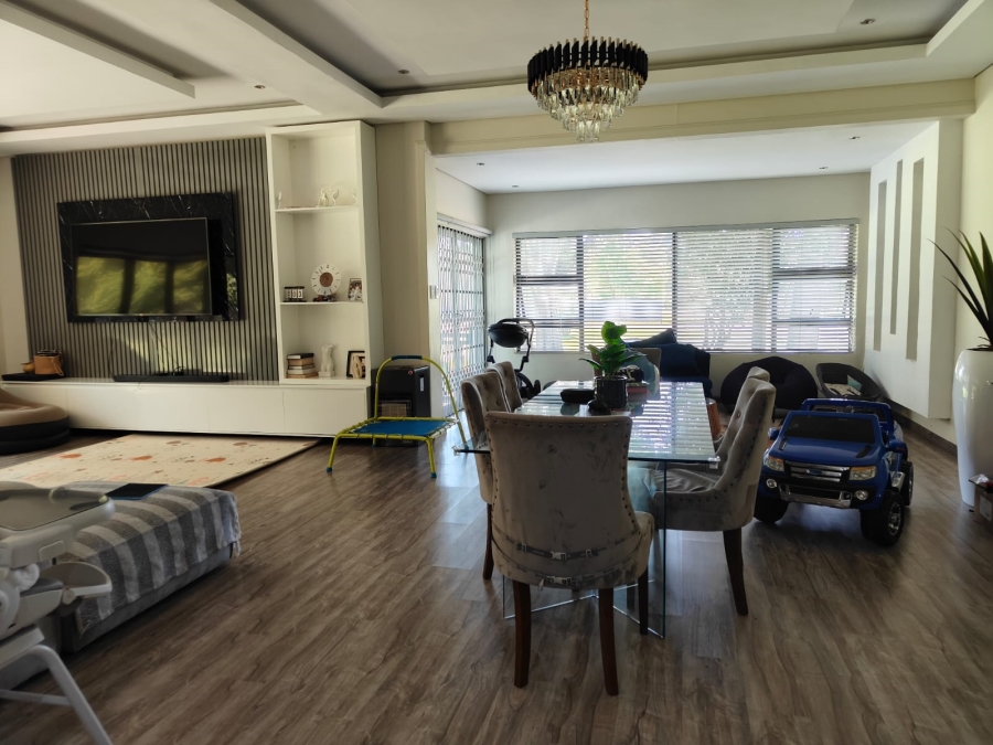 4 Bedroom Property for Sale in Kameeldrift East Gauteng