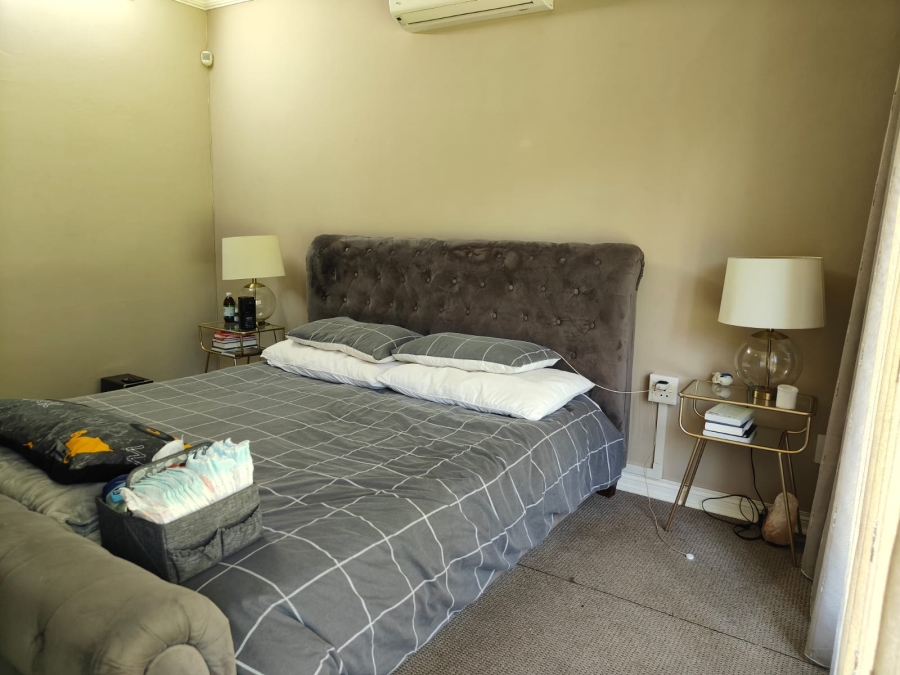 4 Bedroom Property for Sale in Kameeldrift East Gauteng