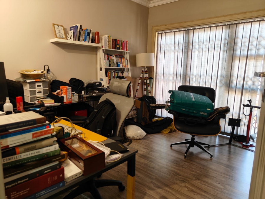 4 Bedroom Property for Sale in Kameeldrift East Gauteng