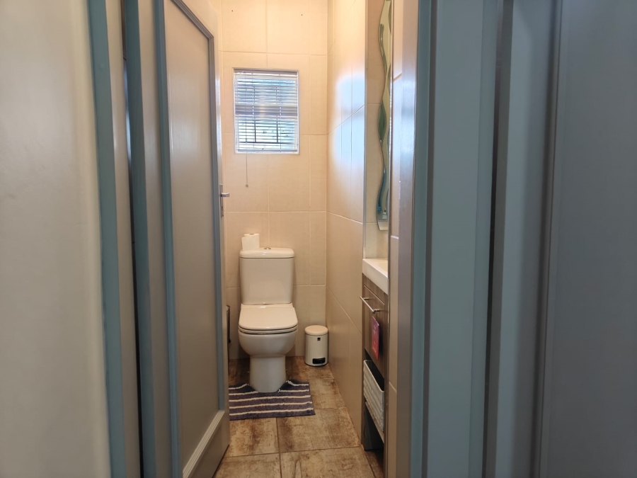 4 Bedroom Property for Sale in Kameeldrift East Gauteng