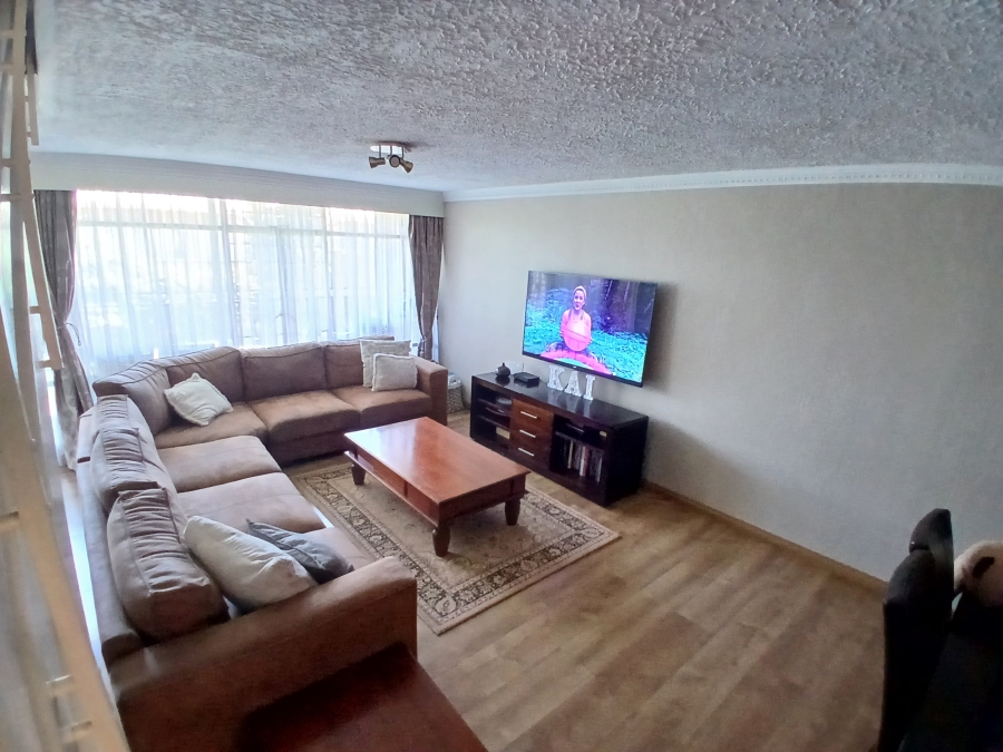 3 Bedroom Property for Sale in Proclamation Hill Gauteng
