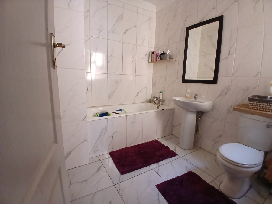 3 Bedroom Property for Sale in Proclamation Hill Gauteng