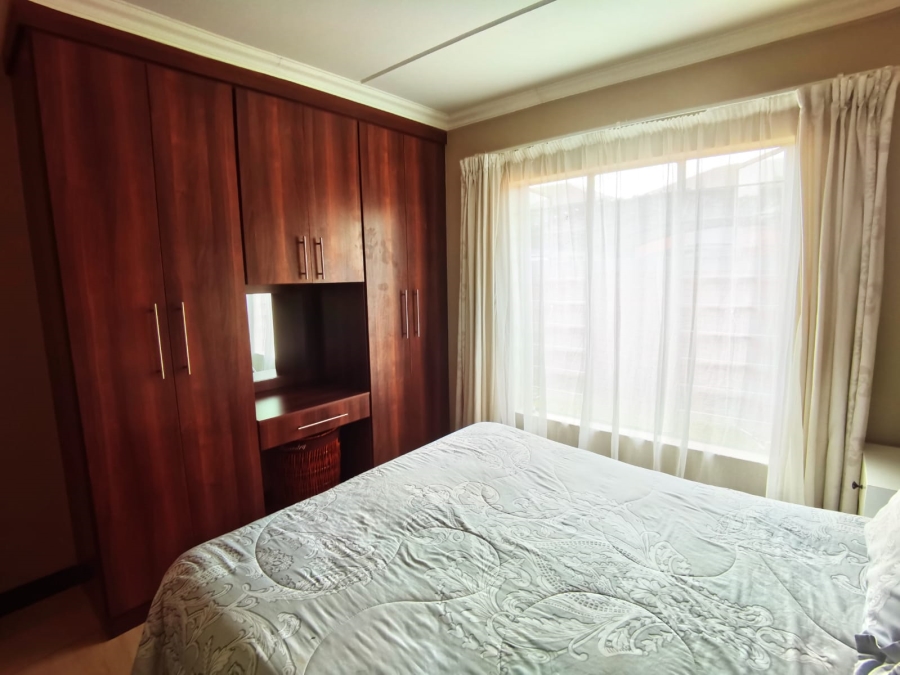 2 Bedroom Property for Sale in Andeon Gauteng