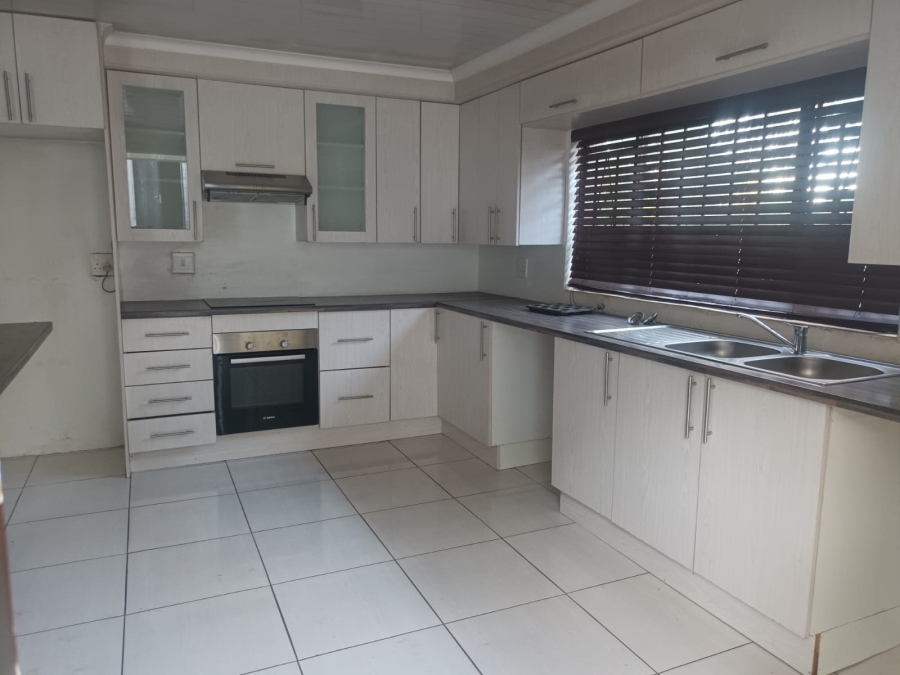 To Let 2 Bedroom Property for Rent in Proclamation Hill Gauteng