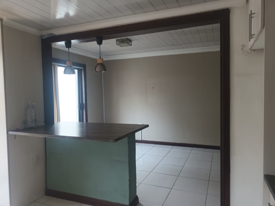 To Let 2 Bedroom Property for Rent in Proclamation Hill Gauteng