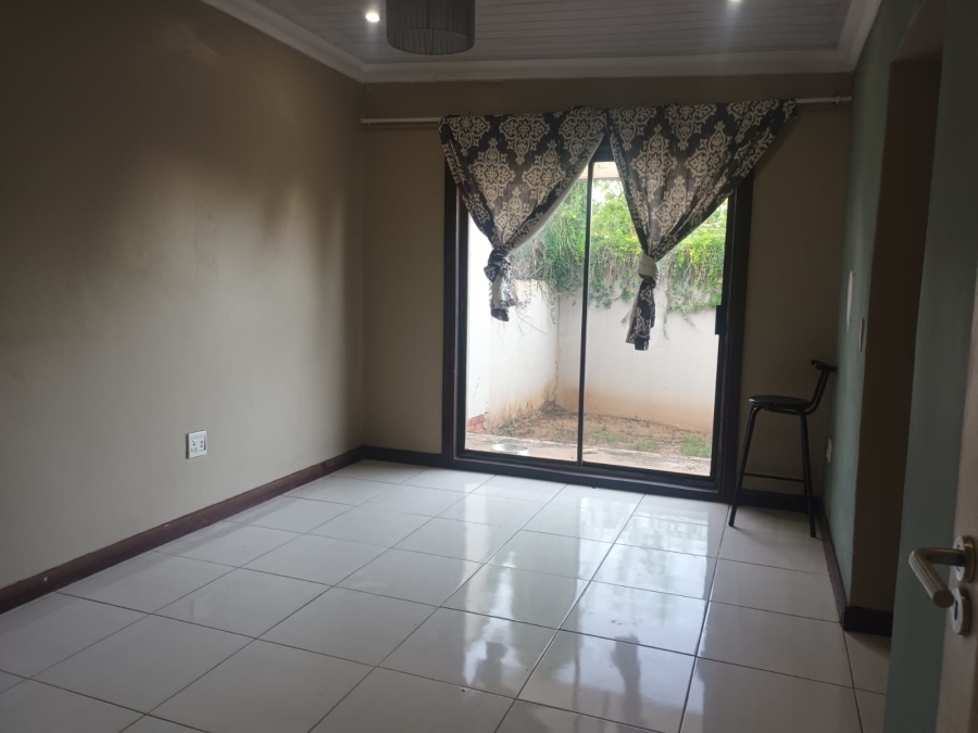 To Let 2 Bedroom Property for Rent in Proclamation Hill Gauteng