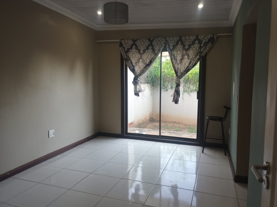 To Let 2 Bedroom Property for Rent in Proclamation Hill Gauteng