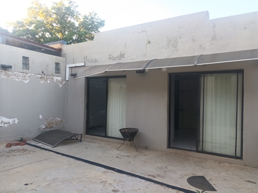 To Let 2 Bedroom Property for Rent in Proclamation Hill Gauteng