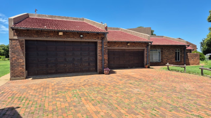Commercial Property for Sale in Crystal Park Gauteng