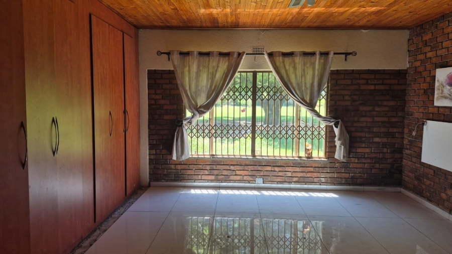 Commercial Property for Sale in Crystal Park Gauteng