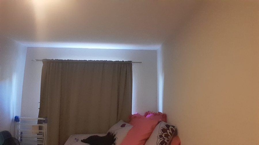 To Let 2 Bedroom Property for Rent in Helikonpark Gauteng